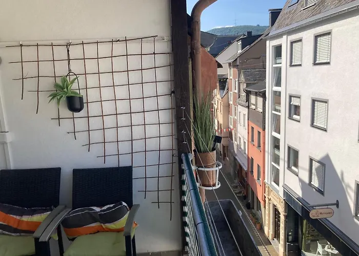 Haus Alte Metzgerei - Im Herzen Der Altstadt Casa de Férias Zell an der Mosel